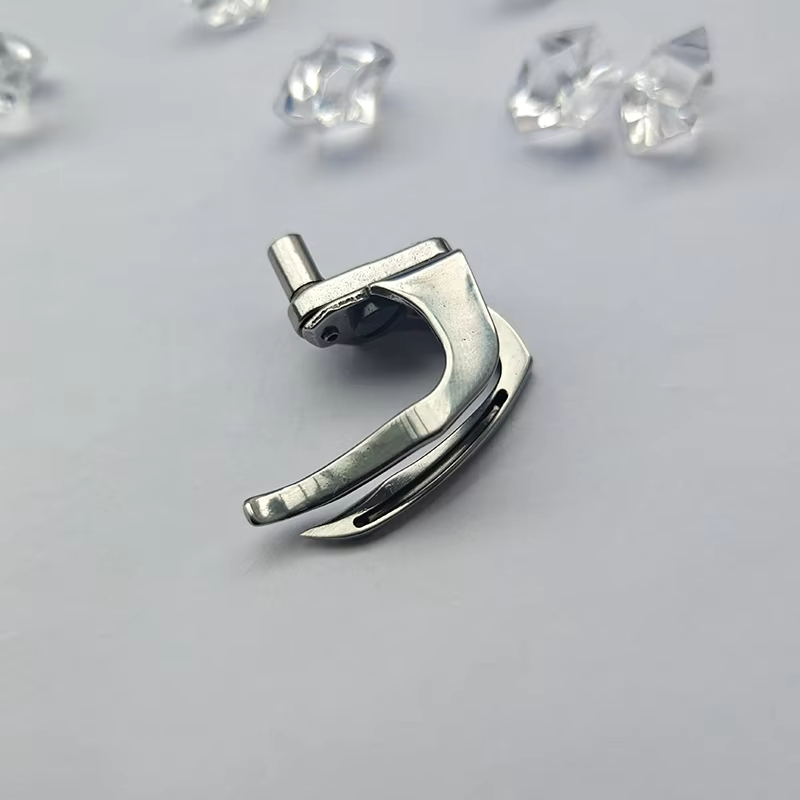 Y68217 Looper voor vier naalde - Needle Threader Tool recensie en prijs
