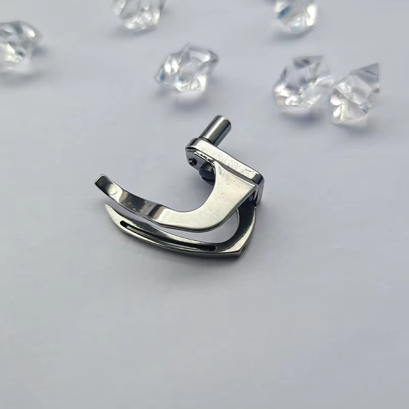 Y68217 Looper voor vier naalde - Needle Threader Tool recensie en prijs